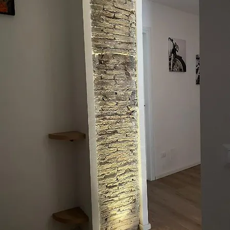 아파트 A Casa Di Elena *