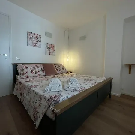 A Casa Di Elena 아파트